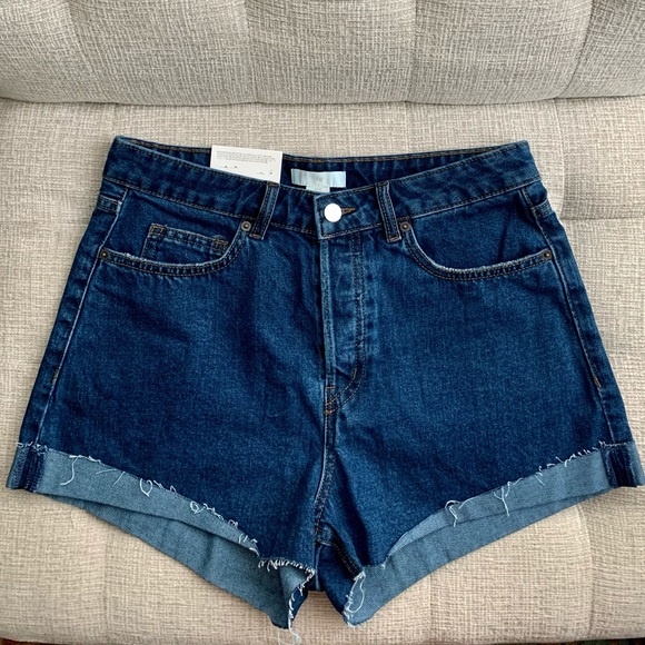 H&M High-Waist Button Up Denim - Picture 1 of 8